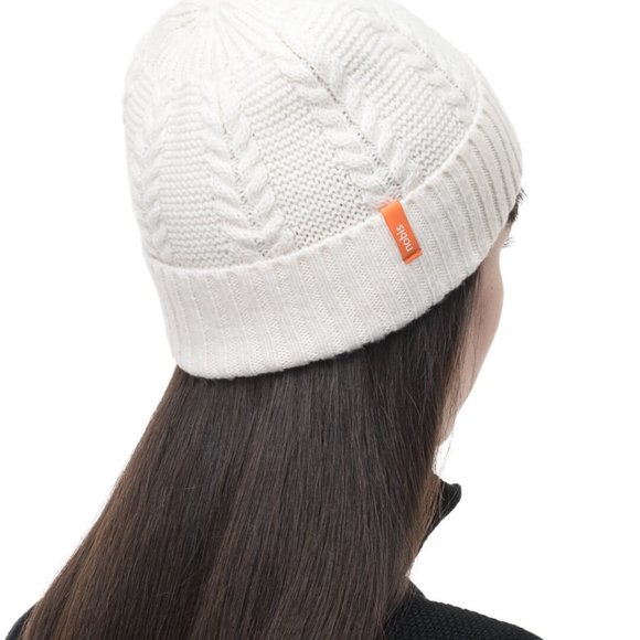 Nobis No Cold Shoulder Beanie - Picture 2 of 4